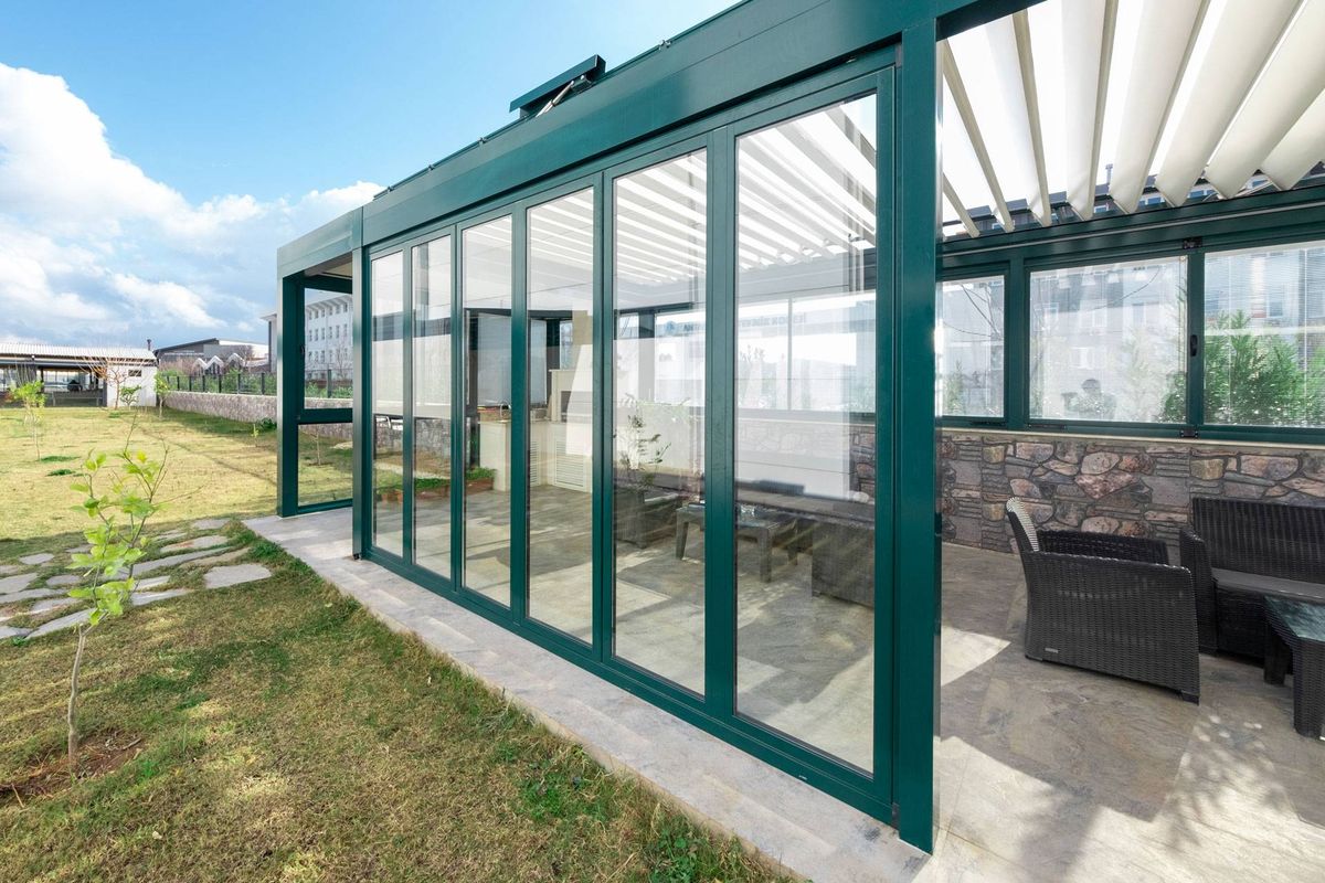 Adorado Series — Folding Sliding System